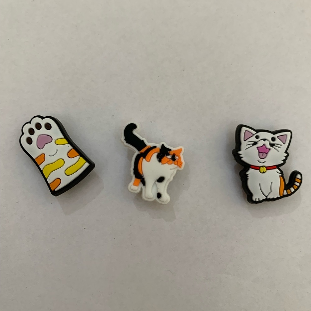 CROC CHARMS